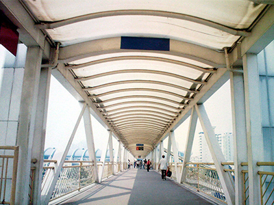  鋼結(jié)構(gòu)天橋